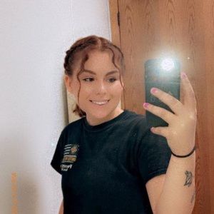 Meet your Posher, Thalia